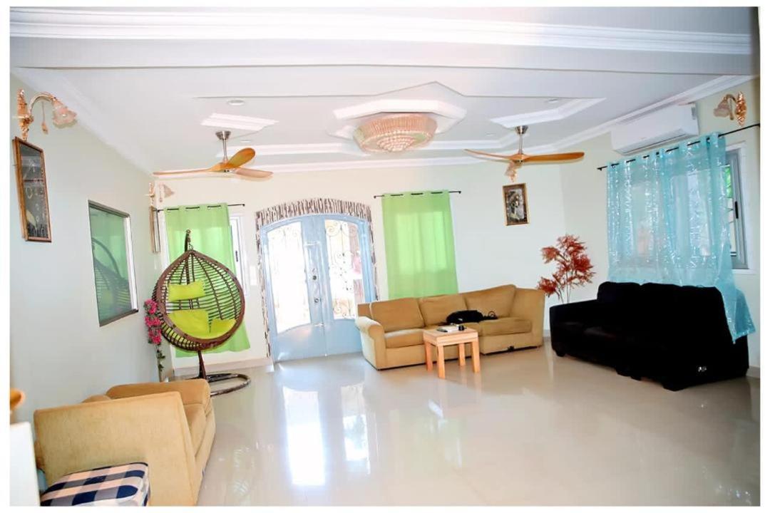 Oasis Lawafossi Bobo-Dioulasso Exterior foto